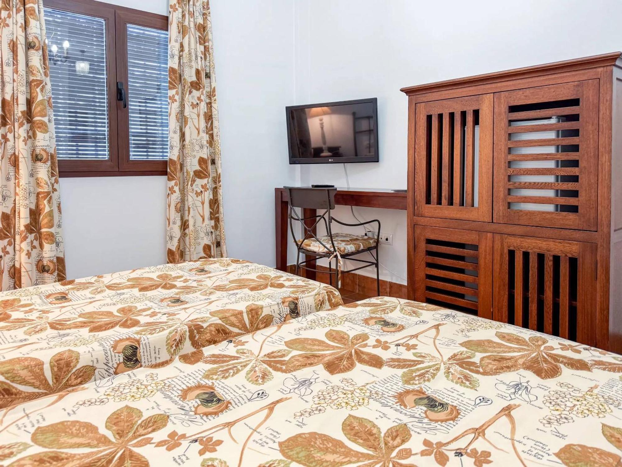 Hotel Valsequillo เลเป ภายนอก รูปภาพ