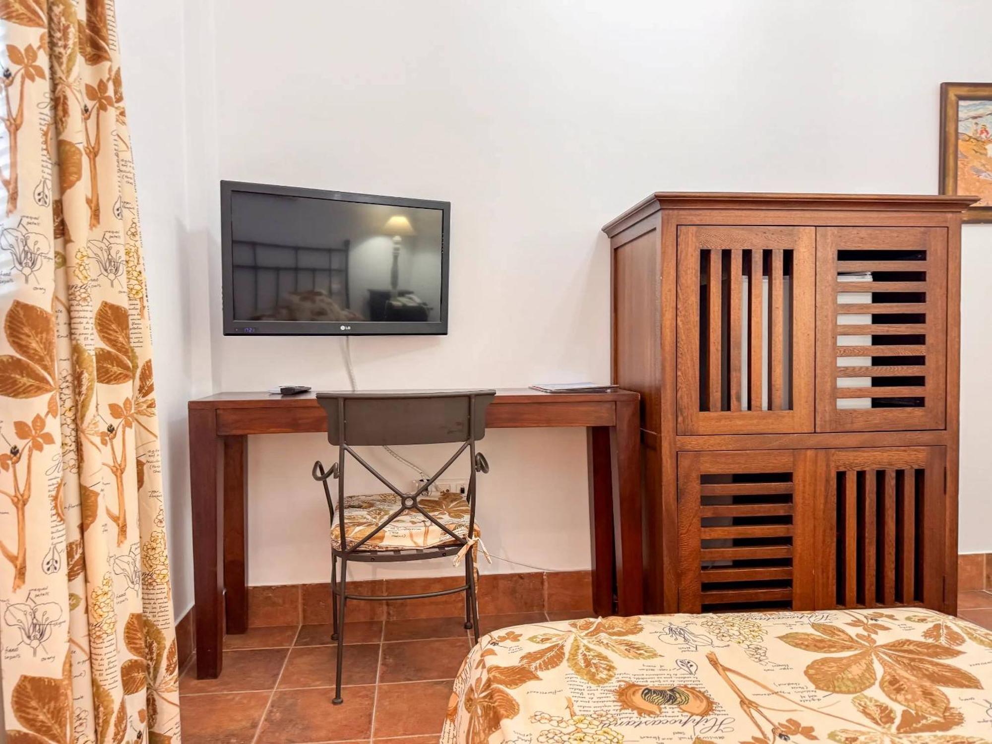 Hotel Valsequillo เลเป ภายนอก รูปภาพ