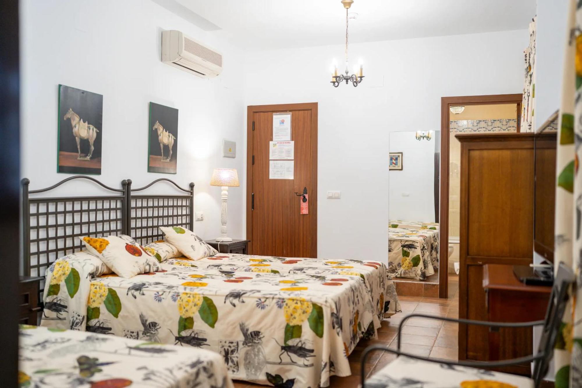 Hotel Valsequillo เลเป ภายนอก รูปภาพ