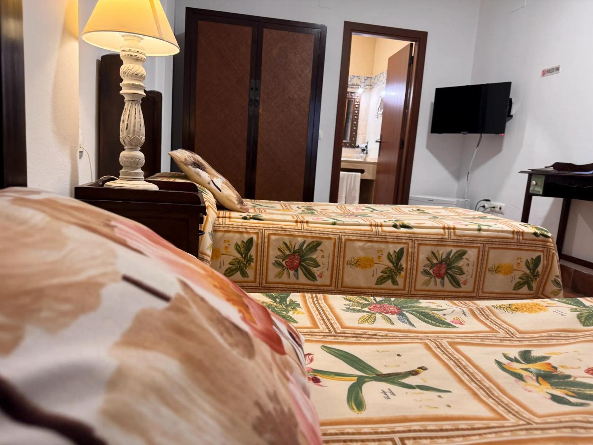 Hotel Valsequillo เลเป ภายนอก รูปภาพ