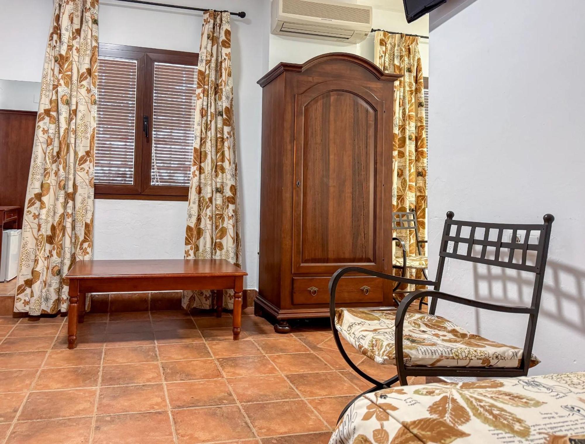 Hotel Valsequillo เลเป ภายนอก รูปภาพ